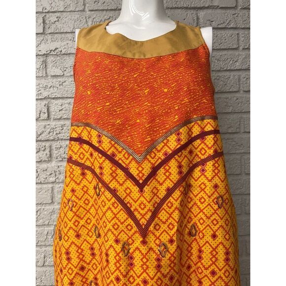 Akkriti Print Tunic with Tassel Size S - Picture 2 of 10